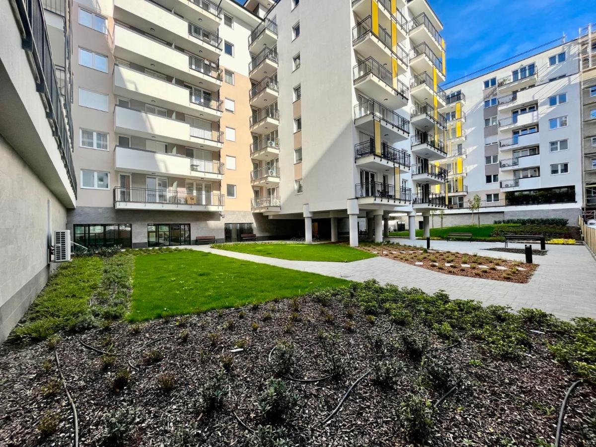 West Budapest-Edge Of Downtown-Free Parking — Photos 2